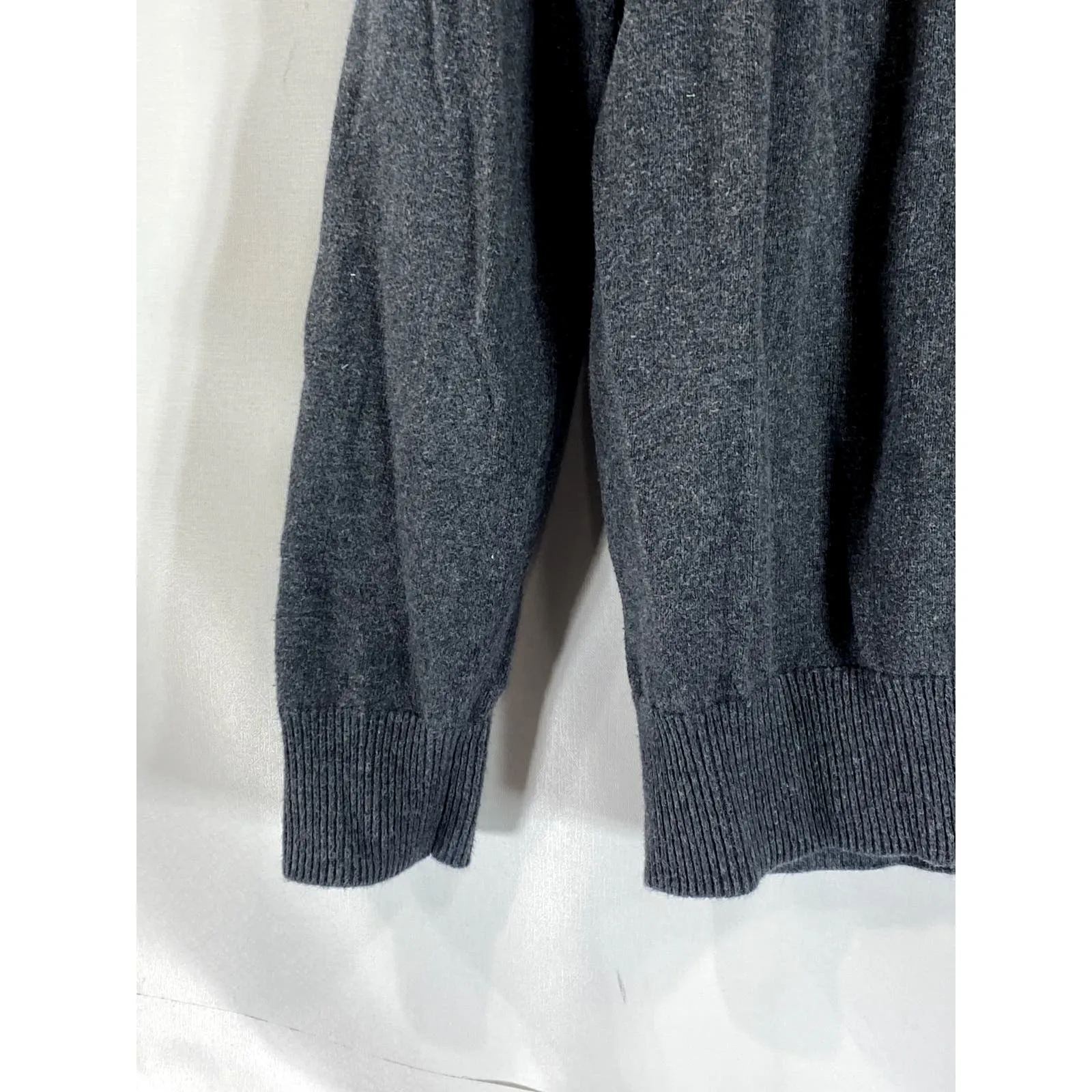 AMERICAN EAGLE OUTFITTERS Men's Black/Grey Colorblock Crewneck Sweater SZ M