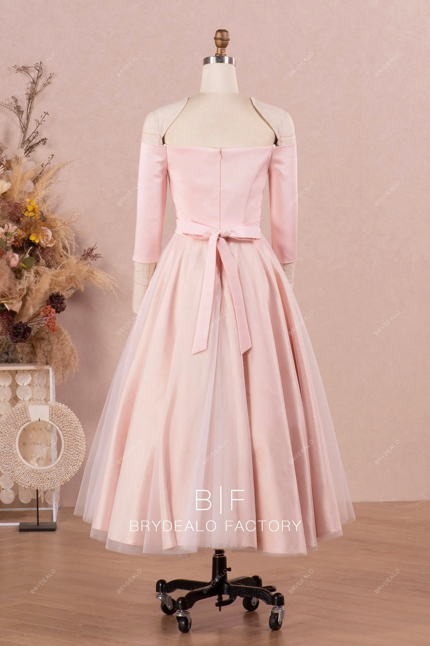 Blush Tea Length Classic A-line 3/4 Sleeves Wedding Dress