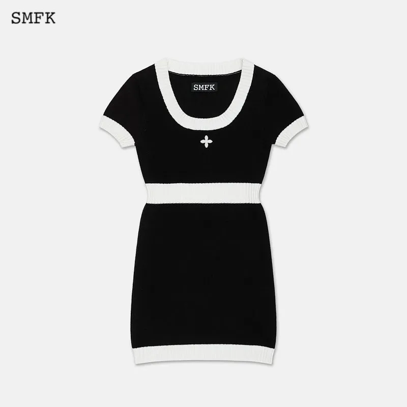 Compass Classic Cashmere Knit Dress Black