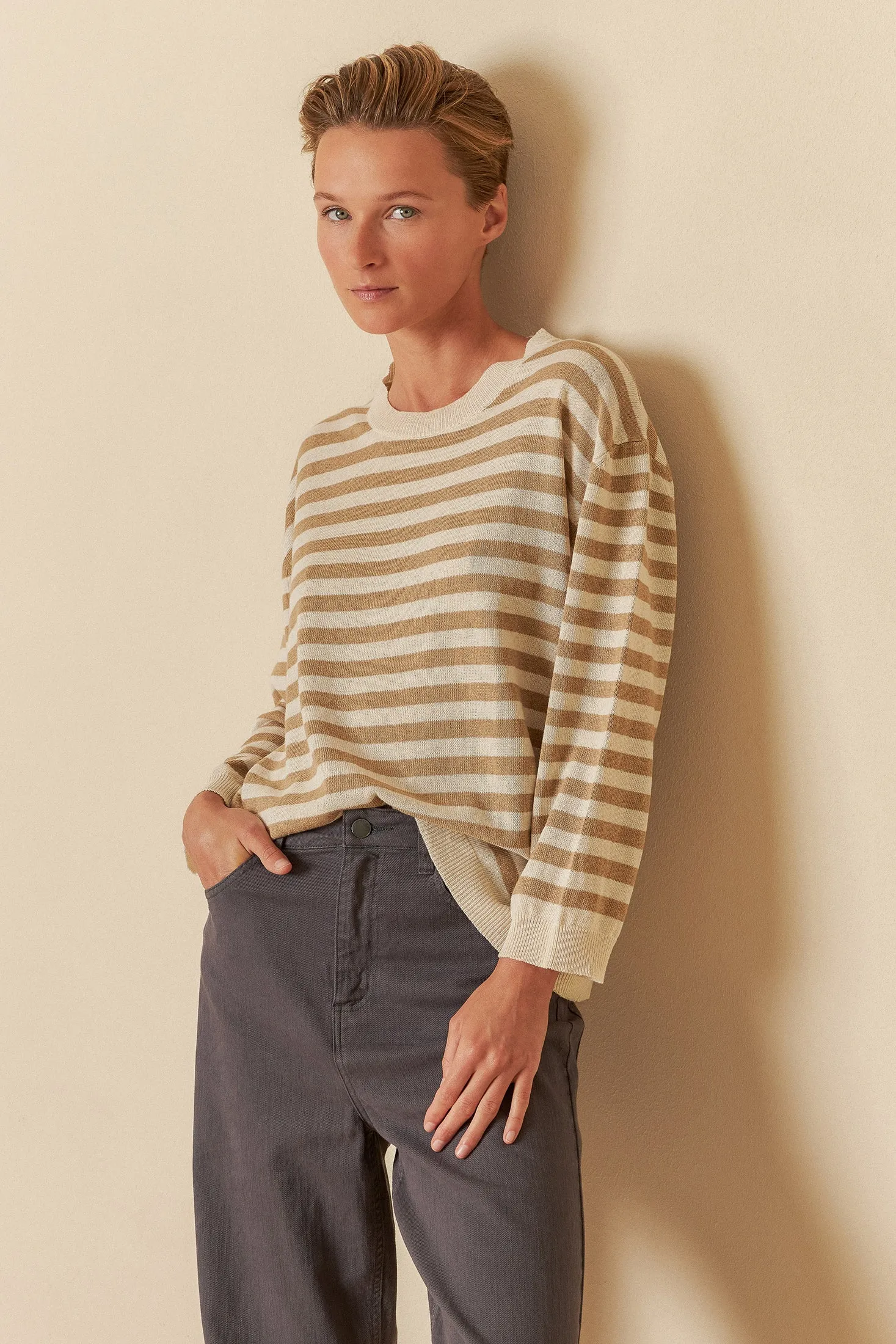 OVERSIZE CROP SWEATER