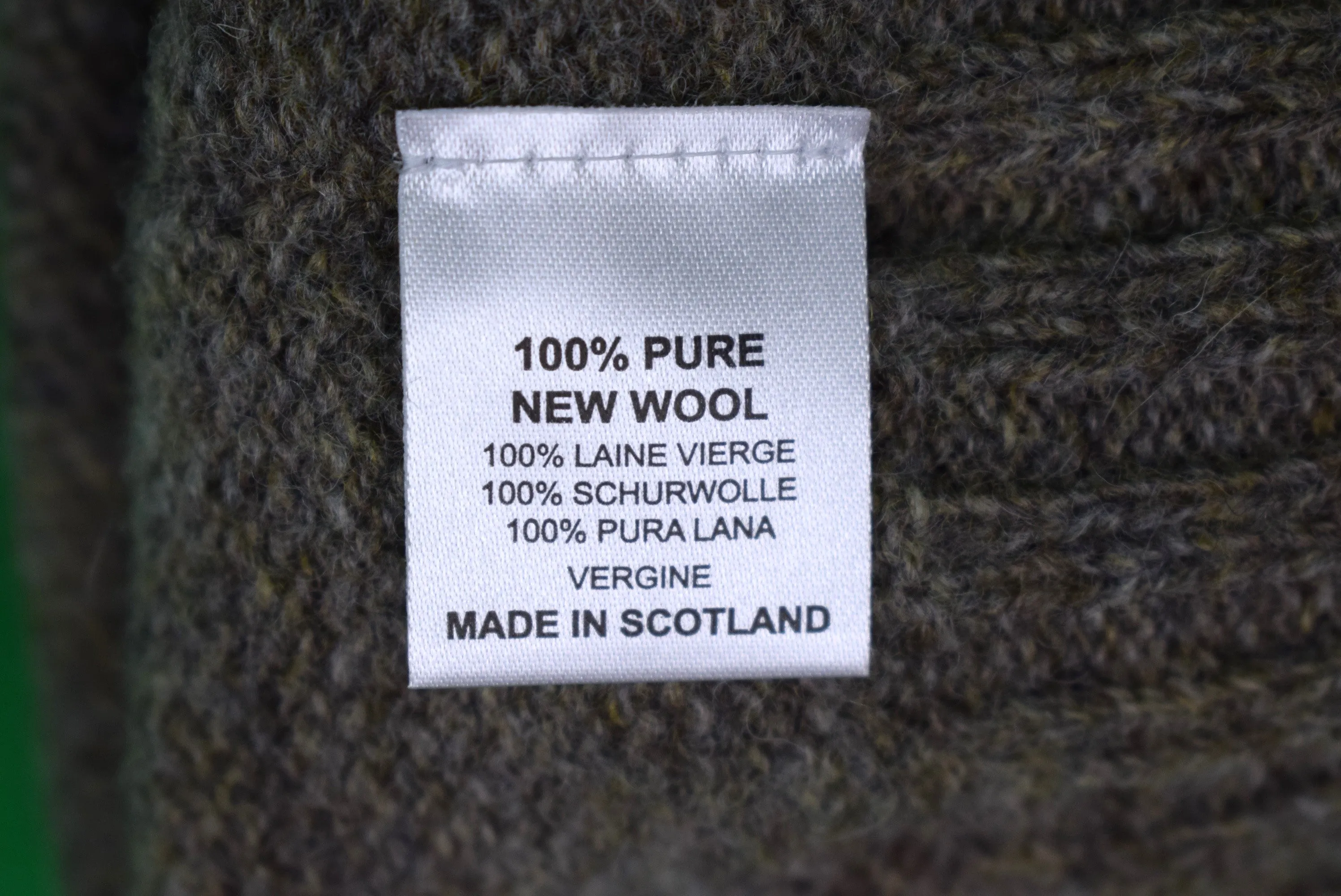 "Campbell's Of Beauly Scottish Shetland Oyster Crewneck Jumper/ Sweater" Sz L (NWT)