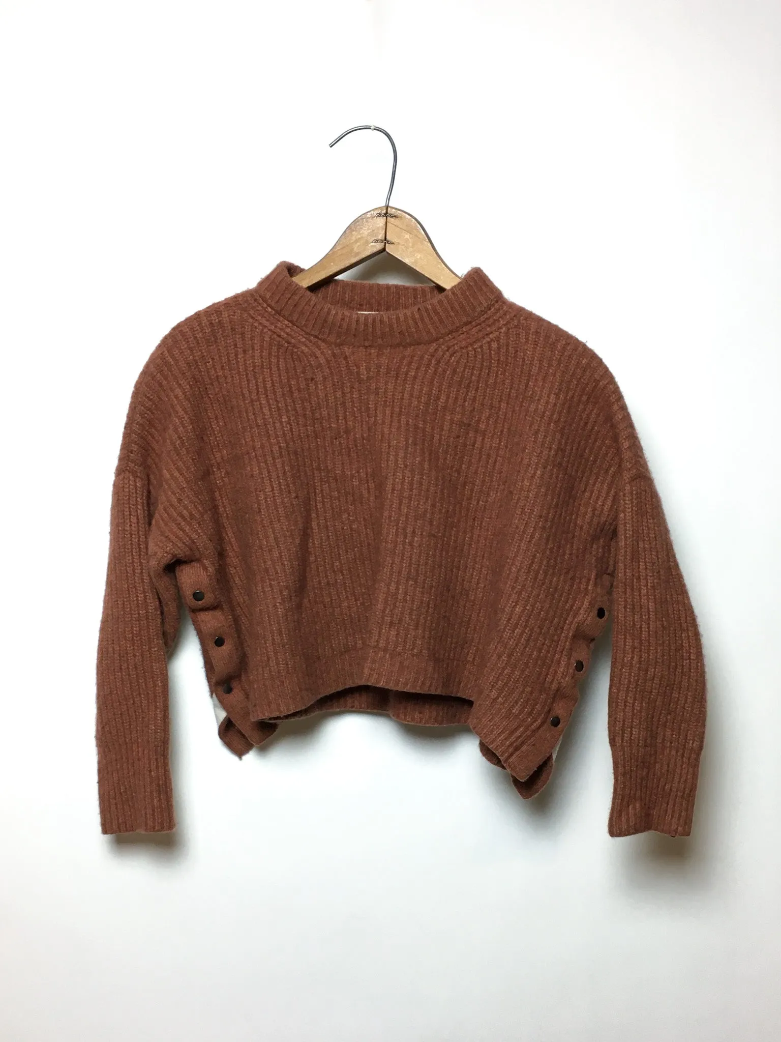 Spice Cropped Side Button Sweater