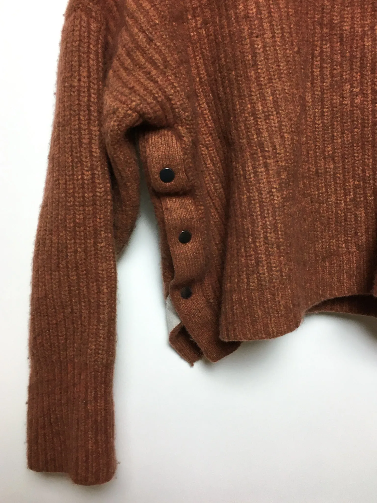 Spice Cropped Side Button Sweater