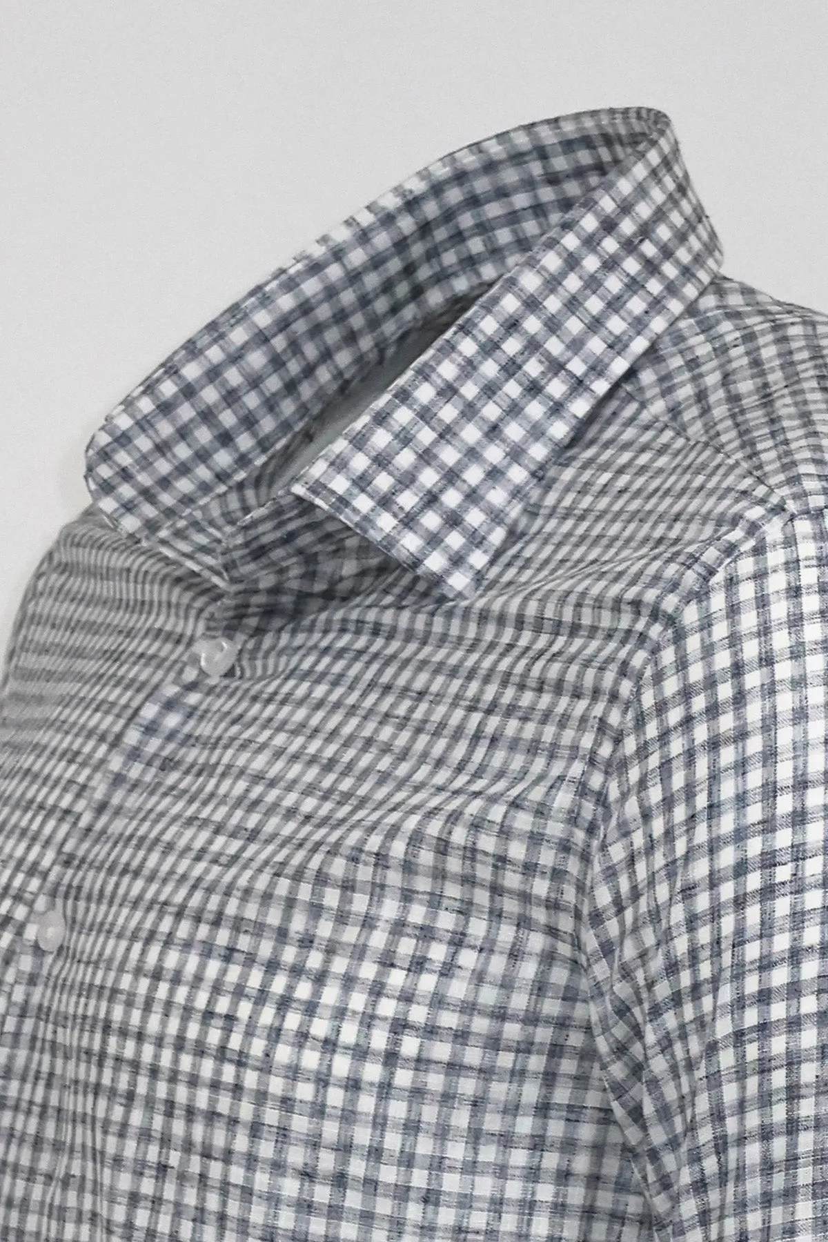 WSS Plaid Slim Fit Black Men Shirt  - Singen